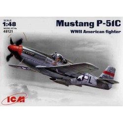 ICM 48121 1/48 Mustang P-51C American Fighter