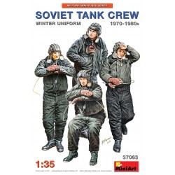 MINIART 37063 1/35 Soviet Tank Crew 1970-1980s. Winter Uniform