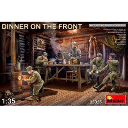 MINIART 35325 1/35 Dinner on the Front