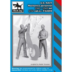 BLACK DOG F32099 1/32 US NAVY mechanics personnel 1941-45 set